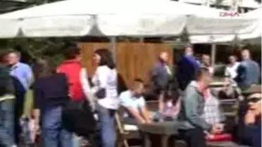 Hamburg'da Neonaziler Kınandı