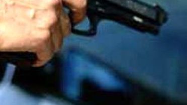 Belediyeye Baskın: 1 Ölü, 16 Yaralı