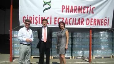 Türkiye'den Pakistan'a İçme Suyu Yardımı Pakistan Başkonsolosu'nun Katılımıyla Yola Çıkarılıyor