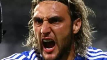 Hakan Travma Geçirdi