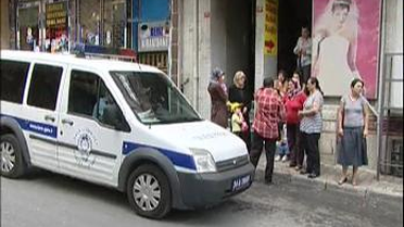 Okul Yolunda Ehliyetsiz Sürücü Dehşeti
