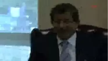 Dışişleri Bakanı Davutoğlu, İran'daki Tutukluların Aileleriyle Görüştü