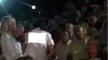 Bodrum Ekg Zeki Müren´İ Anma Konserinde İzdiham
Zeki Müren´İ Anma Konserinde İzdiham