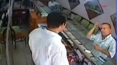 Adana - İşsiz Kalınca Hırsızlığa Başladı
Altın Hırsızlığı Güvenlik Kamerasında