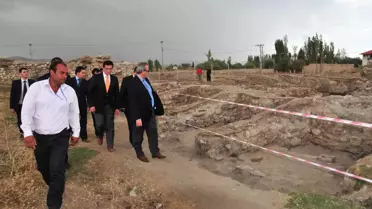 Van’da Tarih Ayağa Kaldırılıyor