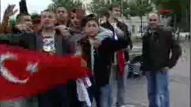 Almanya'daki Gurbetçileri Milli Heyecan Sardı