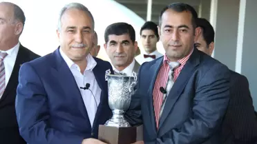 Belediye Başkanlığı Koşusu'nu CANNAVARO Kazandı