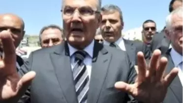 CHP'de İstifalara Baykal Engeli