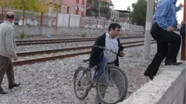Ölüme Adım Attı