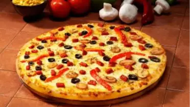 Derbide Takımlar Gol Yemedi Ama Taraftarlar Bol Bol Pizza Yedi!