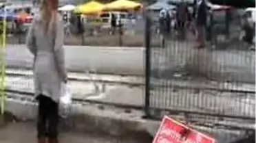 Üst Geçit Olmayınca Telleri Söküp Kendi Geçitlerini Yaptılar