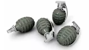 Bir Adada 65 Yıllık Bombalar Bulundu