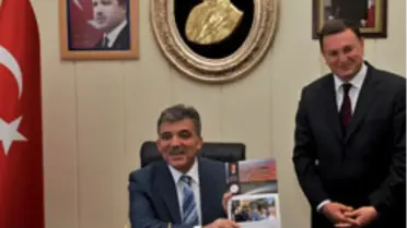Abdullah Gül Antakya Belediyesi’ni Ziyaret Etti