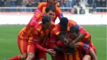 Kayserispor, Gençler'i Bekliyor