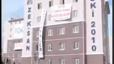 Erdoğan, Depremzedere Konutlarının Anahtarlarını Teslim Etti