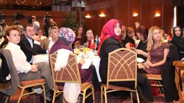 Başörtüsü Konusundaki Asıl Tıkanıklık Siyasette!