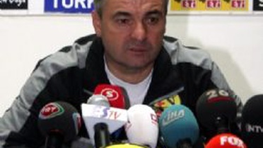 Dha Spor - Sivasspor Teknik Direktörü Çalımbay: 'Bir Galibiyet Yetmez'
