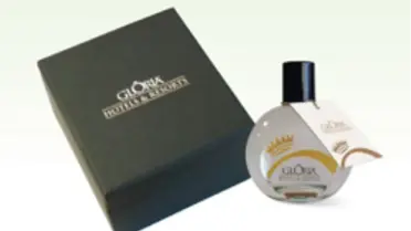 Eyüp Sabri Tuncer'den, Gloria Hotels&Resorts İçin Çok Özel Kolonya

