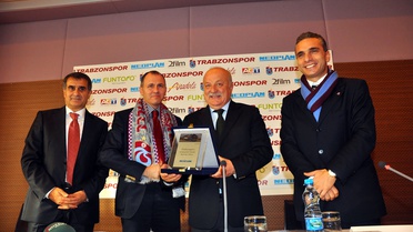 Trabzonspor’a Yeni Otobüs
