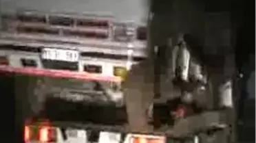 Madende Güçlendirme Çalışmalarını Yapan İşçileri Taşıyan Minibüs Devrildi