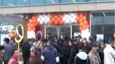 Tekzen 51'inci Mağazasını Açtı