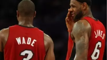 Staples'ı Yaktılar!