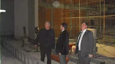 Milletvekili Yılmaz Tunç, Kültür Merkezi İnşaatında İncelemelerde Bulundu