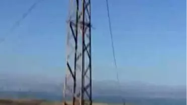 Elektrik Direğindeki Trafoyu Söktüler