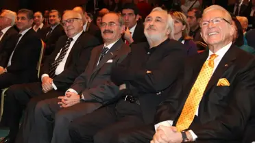 Büyükerşen’e Adnan Kahveci Devlet Adamı Onur Ödülü Verildi