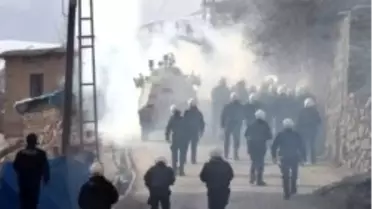 Diyarbakır'da Gergin Protesto