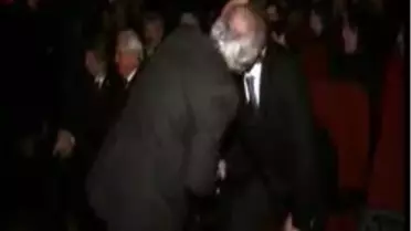 CHP'li Atay: 'Asıl Ucubelik Başbakan'ın Kendisinde'