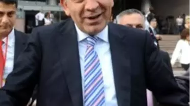 Gürsel Tekin Nikah Şahitliği Yaptı