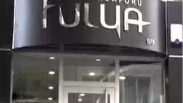Bu Kuaför Salonunda Fasıl Bile Var