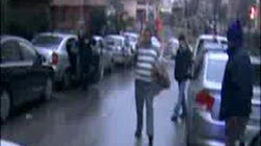 (Özel Görüntülerle) Üsküdar?Da Aile Kavgası: 3 Yaralı