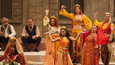 Eski İstanbul Opera Sahnesinde İstanbulname
