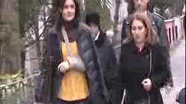 Gazetecilerden Nedim Şener'in Eşine Ziyaret