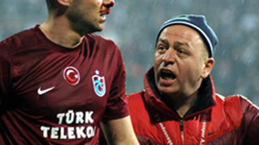 Burnu Kırılan Burak Oyundan Çıkmak İstemedi