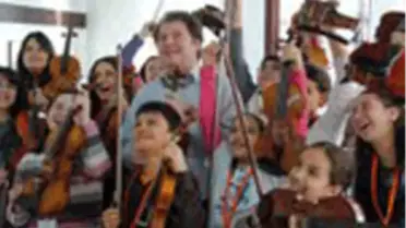 Enka’da Çocuklar İçin ''Neşeli Pazarlar'

