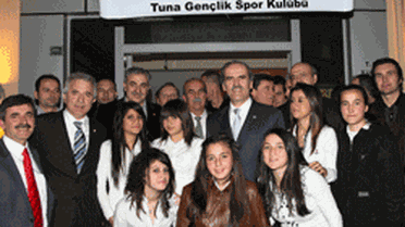 Bursa’ya Kapalı Atletizm Pisti Müjdesi