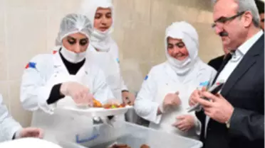 Vangölü İncisi Balık İşleme Ünitesi Hizmete Açıldı