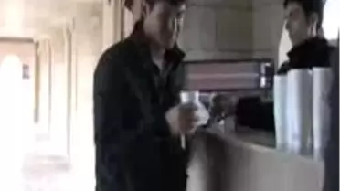 Üst Geçidi Kullan Çorbayı İç