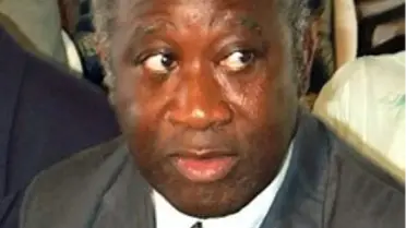 Gbagbo'nun Saray ve Konutuna Ateş Açıldı