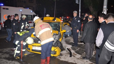 Polisten Kaçan Alkollü Sürücü Kaza Yaptı