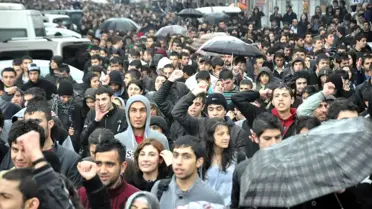 Diyarbakır, Tunceli, Elazığ Ve Siirt'te YGS Protestosu