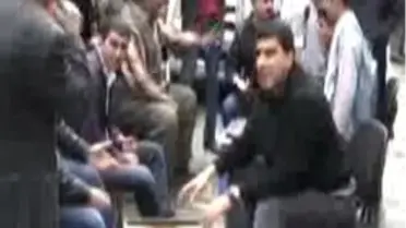 Kesintiye İlginç Protesto