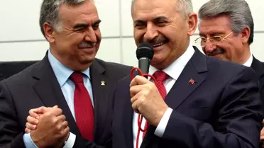Binali Yıldırım, Havalanından Kente Trenle Geldi