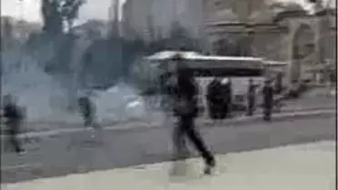 5 'Veto' Yürüyüşünde Molotof ve Taş Yağmuru