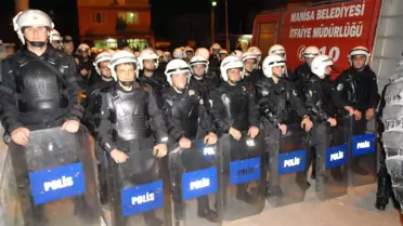 BDP'li Gruptan Polise Havai Fişek