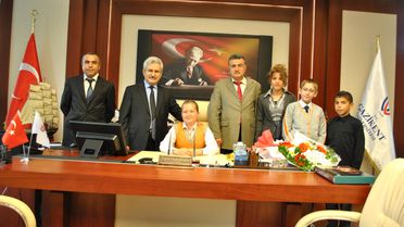 Rektörlük Makamına Kardelen Hancı Oturdu