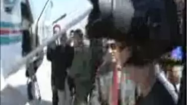 Polise Taş Atan Çocuklar, Uçakla Gezdirildi